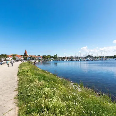 Spacious Family Haven In *