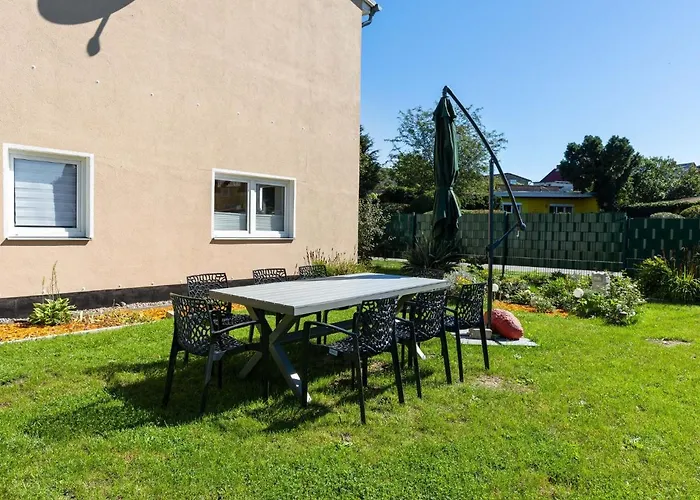 Casa de Férias Spacious Family Haven In